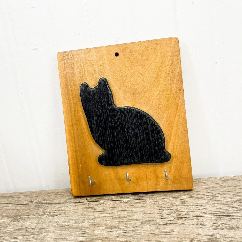Vintage Handmade Wooden Black Cat Key Holder Wall Plaque 3 Hooks Farmhouse Decor